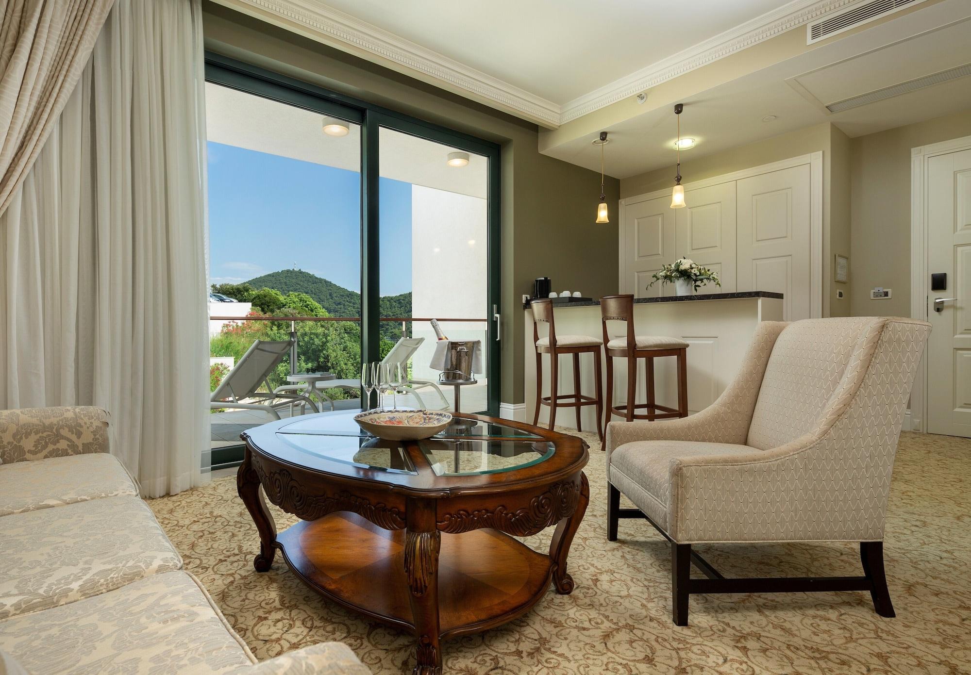 דוברובניק Royal Princess Hotel מראה חיצוני תמונה A living room